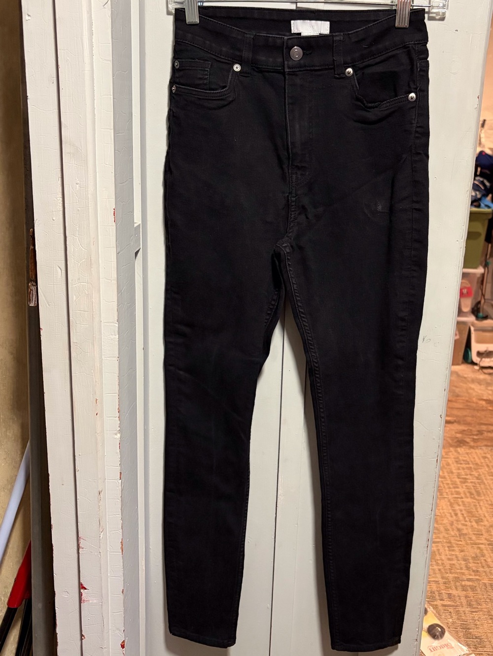 Womens h&m jeans size 6